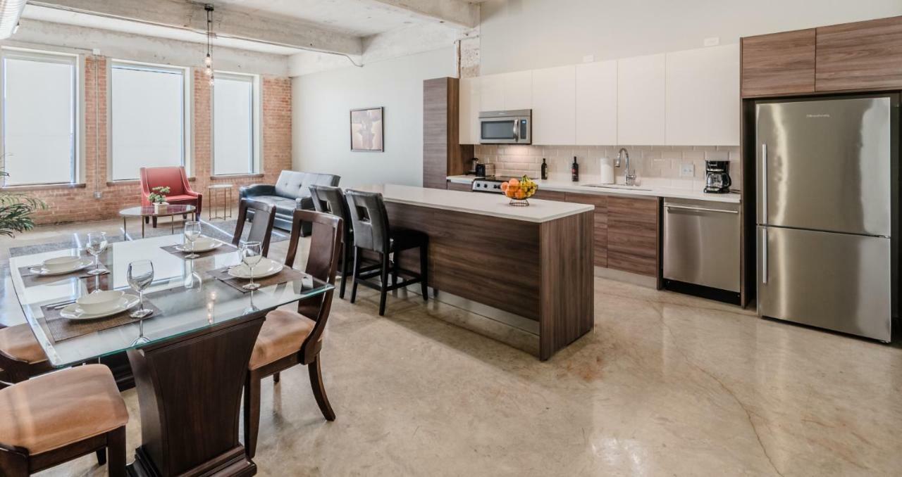 Regal Stays Corporate Apartments - Downtown 댈러스 외부 사진