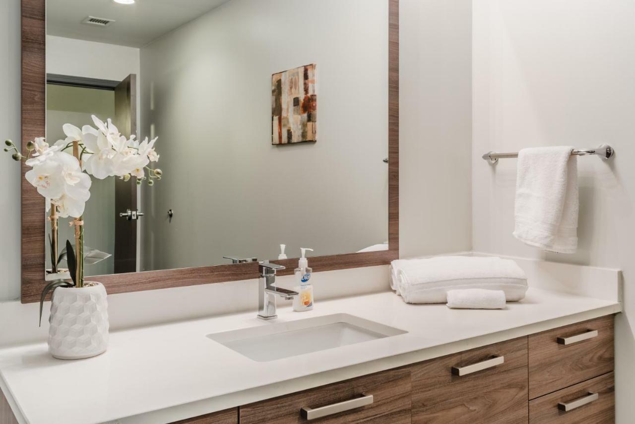 Regal Stays Corporate Apartments - Downtown 댈러스 외부 사진