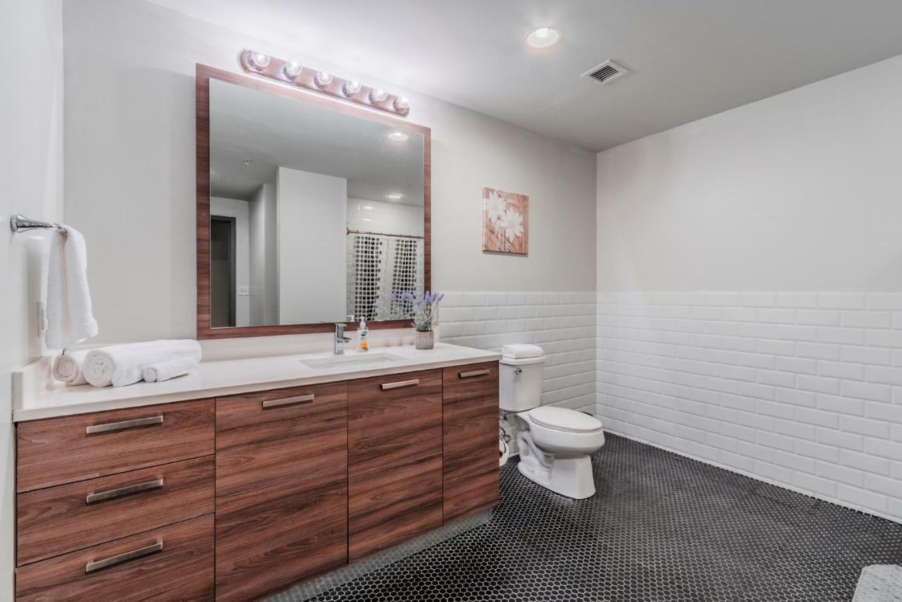 Regal Stays Corporate Apartments - Downtown 댈러스 외부 사진